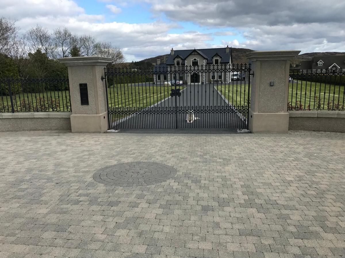 1 Gullion Lodge Ньюри Экстерьер фото